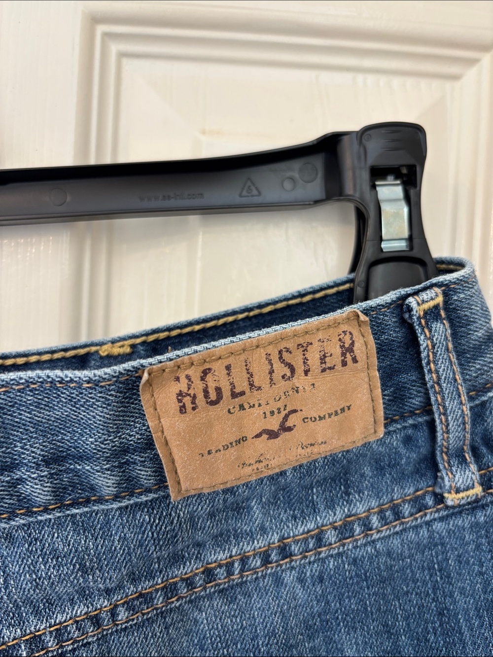Hollister Women's Distressed Dark Blue Denim Cutoff Shorts - Picture 3 of 6
